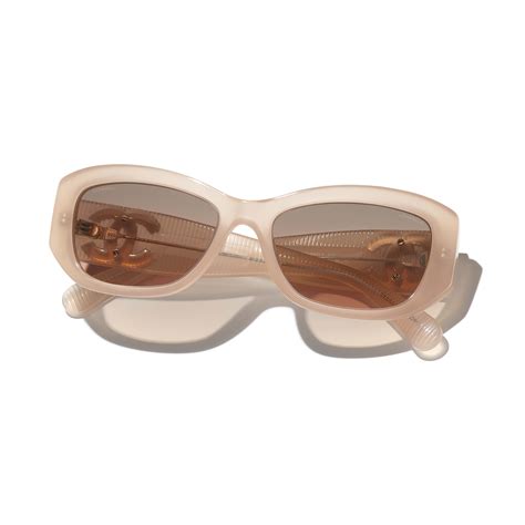 Sunglasses: Rectangle Sunglasses, acetate Coral — .